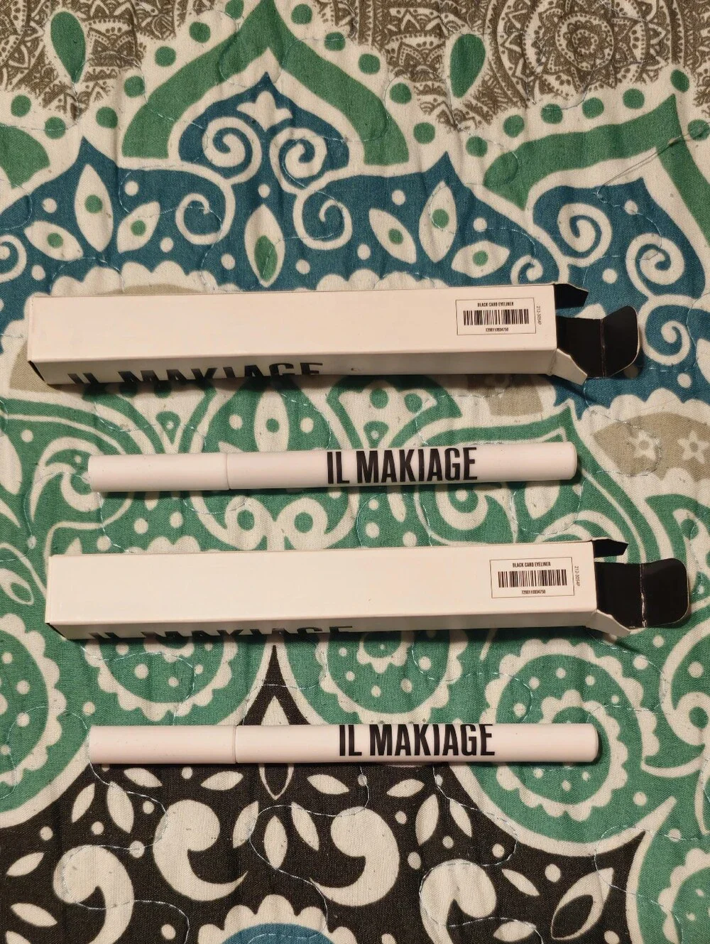 IL MAKIAGE brand eyeliners